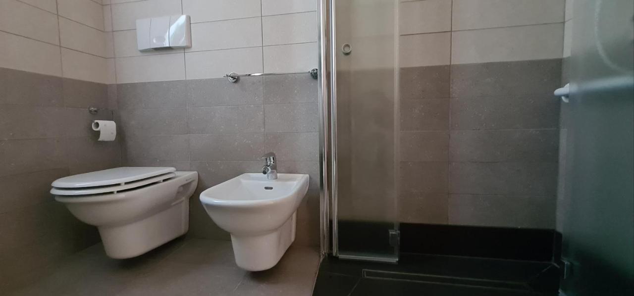 Garda Lake Aloha Apartments 托尔博莱 外观 照片